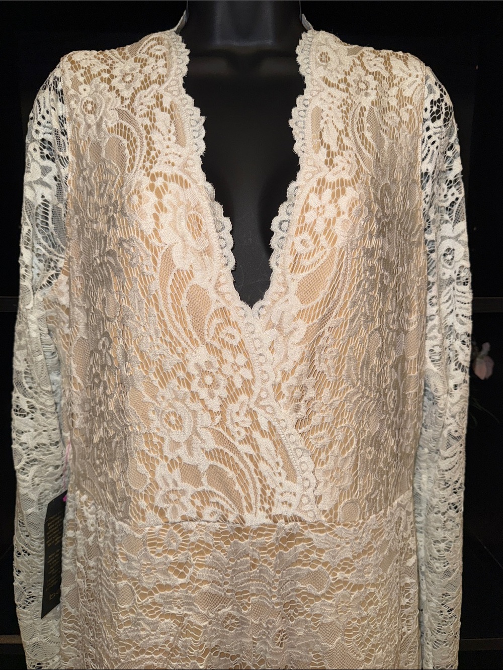 Women's Nude and White Scallop Lace Long-Sleeve Jumpsuit